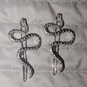 $1 with Bundle ~ Silver Snake Hair Pin Clips Set of 2 6225